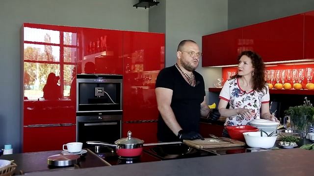 КРАПИВА—ЛУЧШИЙ АФРОДИЗИАК. ГОТОВИТ ИГОРЬ ЖУРАВЕЛЬ смотреть онлайн