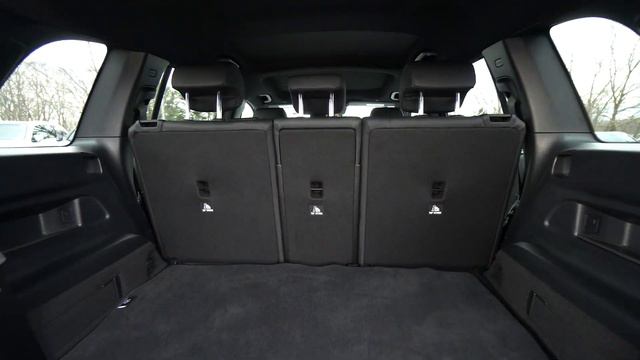 2022 Mercedes-Benz GLB 250 SUV | Video Tour with Watson смотреть онлайн