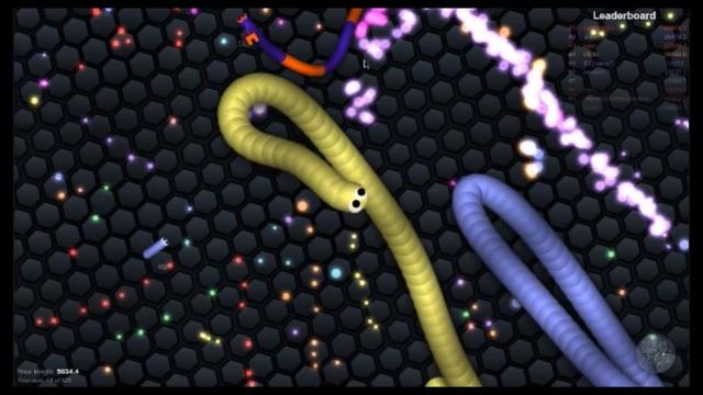 Jumball Plays slither.io!!! Getting on the leader board with 13k mass! смотреть онлайн