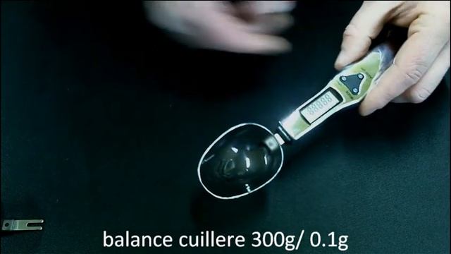 balance cuillere SP 300g / 0.1g.wmv смотреть онлайн