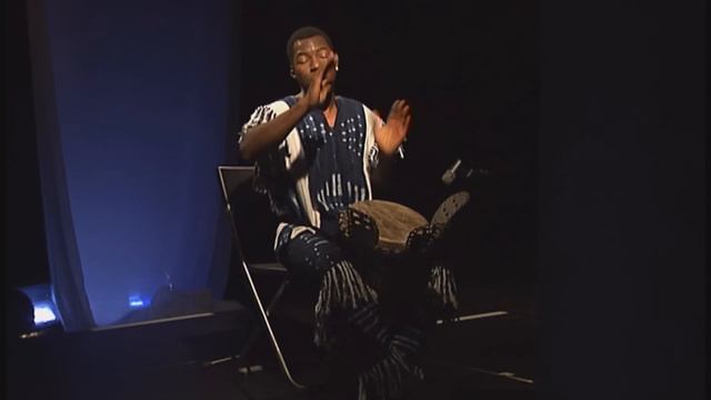 Issa Dembele - Djembe Solo смотреть онлайн