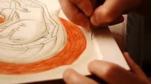 Написание Иконы. Крестина наносит золото. Живёт одна на краю села.  КРЕСТИК В ДОМИКЕ.