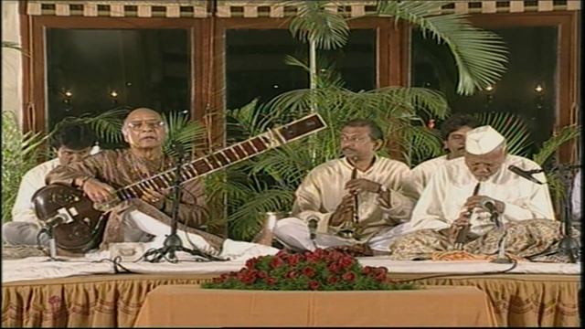 Mohe Panghat Pe Nandlal I Ustad Vilayat Khan And Ustad Bismillah Khan | Thumari | Jugalbandi | смотреть онлайн