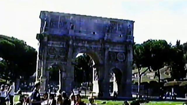 Похож на Мишу ... Италия 2006 смотреть онлайн