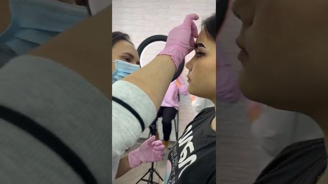 №2 Видео с курса "Мастер бровист". Учебный центр "Анликс". смотреть онлайн