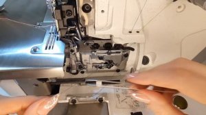 Заправка промышленного оверлока Jack-E4