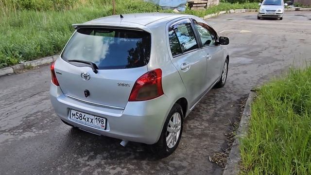 Toyota Yaris 2006г 1,3л робот - круговой обзор смотреть онлайн