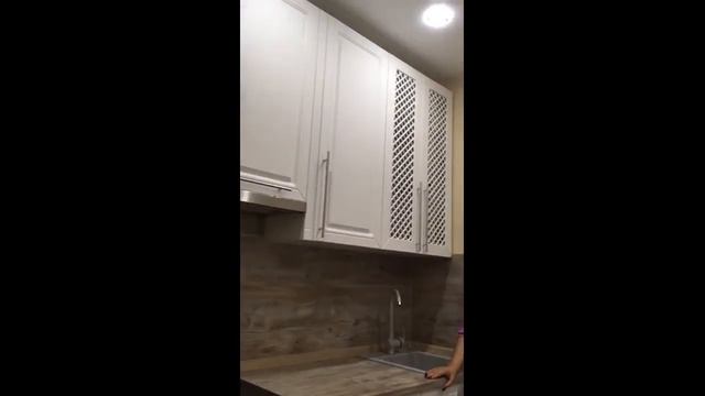 Видео отзыв №19. Кухни на заказ в Москве и МО от мебельной компании "Альтернатива". смотреть онлайн