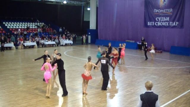 D класс Юниоры 2 1/4 финала латина смотреть онлайн