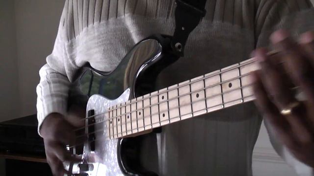 Modulus VJ - Bass Demo - Slap/pop/thump Triplets