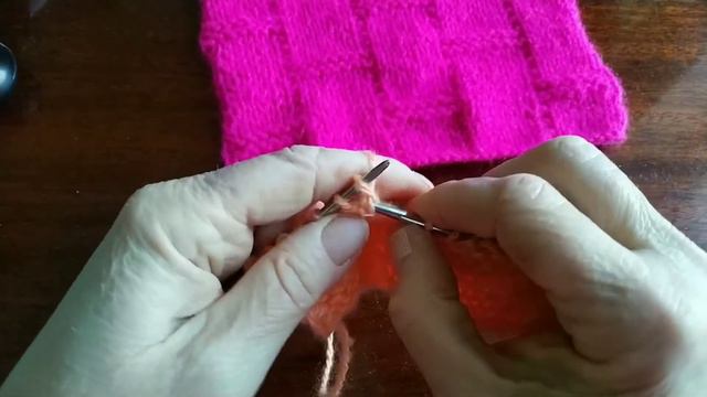 Как связать простой рельефный узор. Вязание с нуля. Узоры спицами. смотреть онлайн