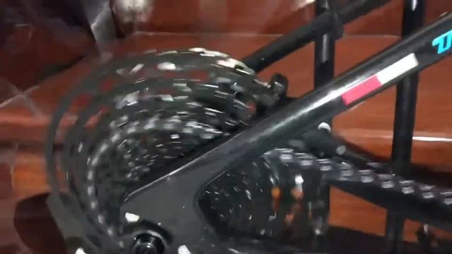 Twitter Predator 12s Sram SX