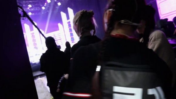 BABYMONSTER - 'BATTER UP' LIVE PERFORMANCE (Stadium Ver.) BEHIND | Перевод на русский