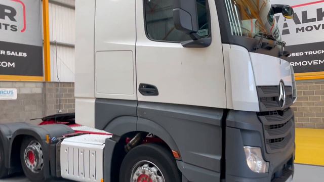 New In Stocklist For Sale: MERCEDES ACTROS 2545 STREAMSPACE Eu5 6X2 TRACTOR UNIT – 2013 – AY63 YUW