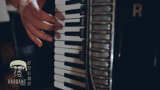 SIMONA TONE SI TARAFUL NICU MANCIU - improvizatii смотреть онлайн