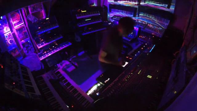 "Dreamstate" -/ Moog Grandmother / Roland S-10 / Yamaha DX7II смотреть онлайн