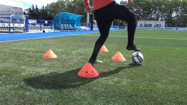 PRO Footballer Hacks!! Professional Tricks Tested смотреть онлайн
