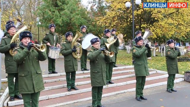 Выступление духового оркестра войсковой части смотреть онлайн