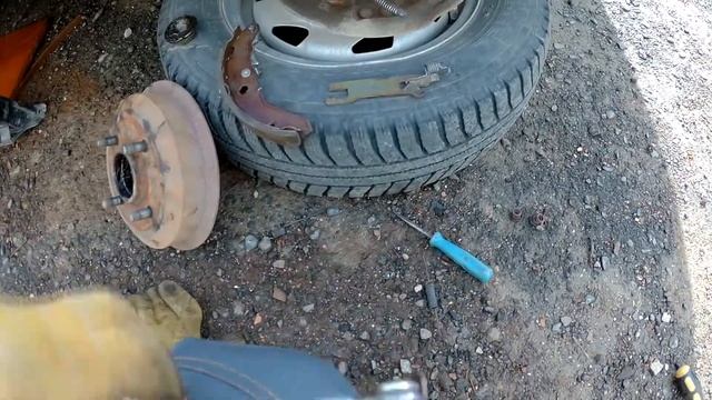 Стояночный тормоз Ford - боль... смотреть онлайн