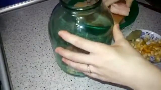 Как правильно и вкусно солить сало? смотреть онлайн