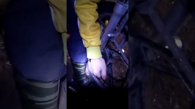 Снимаю переднее колесо с моего мотоцикла! смотреть онлайн