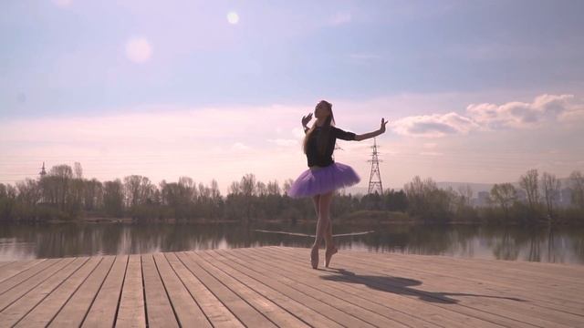 На Связи (Ханг +Балет) смотреть онлайн