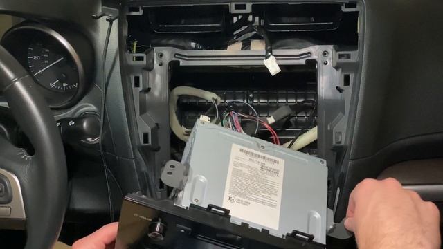 2015 Subaru Legacy Radio Removal смотреть онлайн