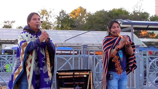 Casorio. Песни индейцев.  Inty Pakarina & Alpa Ecuador Spirit.