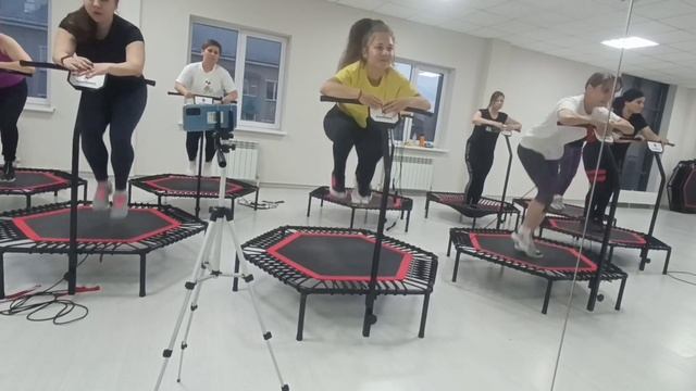 Джампинг ДЕРБЫШКИ. Тренер Альбина. смотреть онлайн