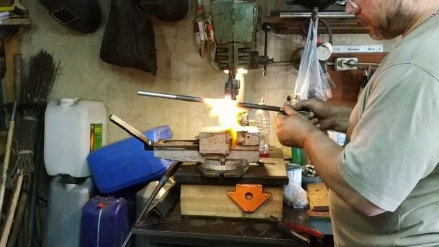 Изготовление стремянок рессоры Mazda BT 50. Ford Ranger. смотреть онлайн