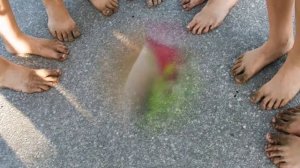 Ходить босиком - полезно или вредно? Польза и вред  ходьбы без обуви!