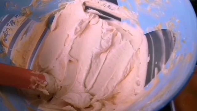 Вкусные рецепты: вафли, панкейки, кексы