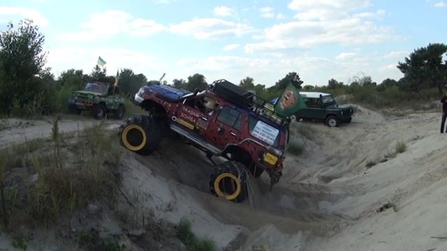 Тюнинг Джип 4х4 Карьер штурмуем канаву 4x4 off-road jeep extreme смотреть онлайн