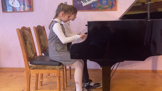 Фортепианный дуэт Пошелюк Алина, Клюй Александра - С. Фролов. Кадриль смотреть онлайн