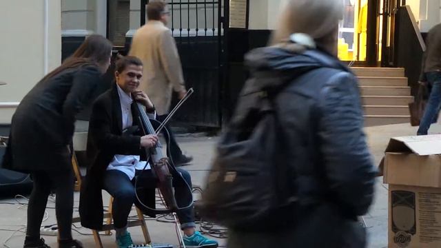 3trio3. Москва, Кузнецкий мост. Видео 1 смотреть онлайн