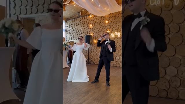 выход жениха и невесты на свадьбе #свадебныйтанец #выходженихаиневесты #женихиневеста #свадьба смотреть онлайн