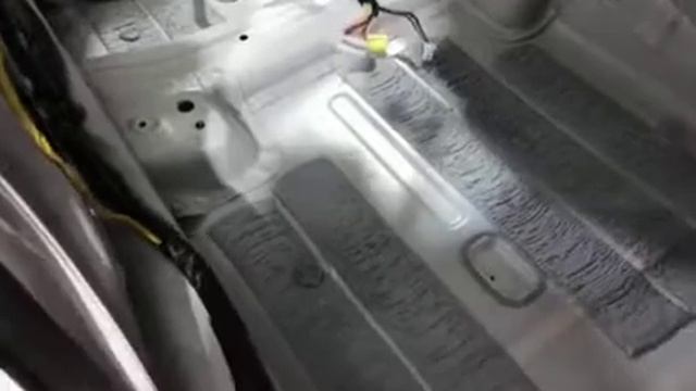 Хендай Соната достоинств много, а к недостаткам можно отнести заводскую шумоизоляцию смотреть онлайн