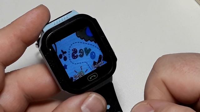 Умные детские часики с трекером Q528 смотреть онлайн