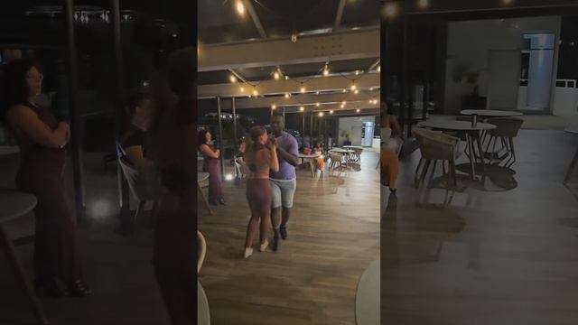 Галина Липина - веселье под Урбан Киз на крыше в Плайя-дель-Кармен смотреть онлайн