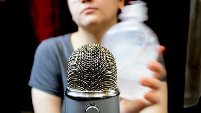 АСМР Звуки рук, плеск воды, стаканчики 93 / ASMR Hands sounds, water, plastic cups смотреть онлайн
