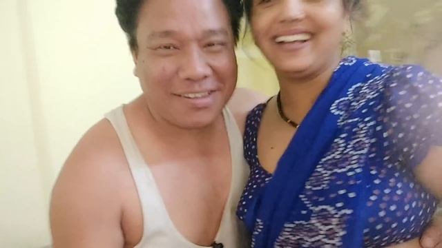 उंगली भी घुसाने दोन छेद के अंदर मजा आएगा love marriage couple morning video || @MalaShashivlog смотреть онлайн