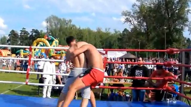 Mixfight. г.Бор. Эхсон Хасанов vs Руслан Меджидов смотреть онлайн