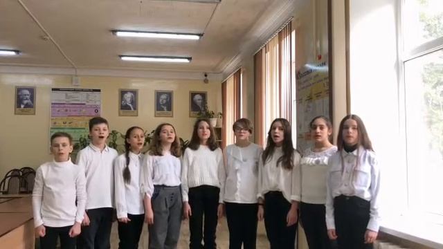 Песня "Месяц май", автор В. К. Паршута , исполняют ученики 6 класса смотреть онлайн
