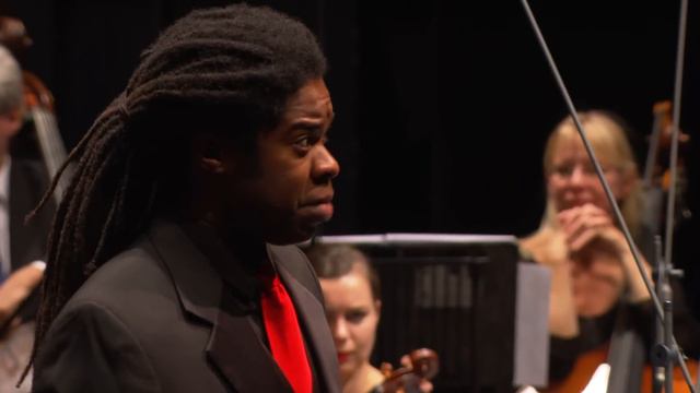 49th IVC 2012 - Finals with symphony orchestra - Part I смотреть онлайн