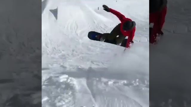 #snow #snowboard #ski #skiiing #trick #flips #jump #freeride #freeski #snowboarding #mountain смотреть онлайн