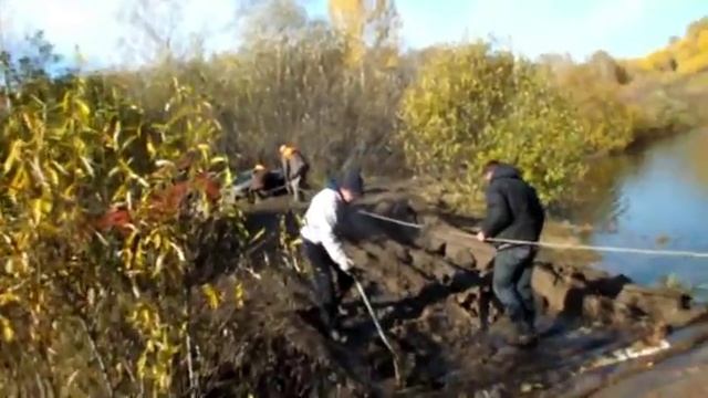 Переправа через дамбочку Олегарха и Басика смотреть онлайн