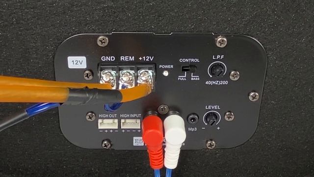 Автомобильный сабвуфер с встроенным усилителем Element-5 модель С1006 смотреть онлайн