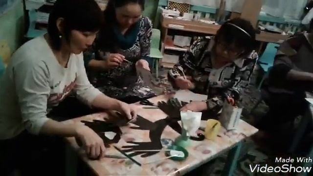 Мастер класс "Лебеди из бумажных ладоней" смотреть онлайн