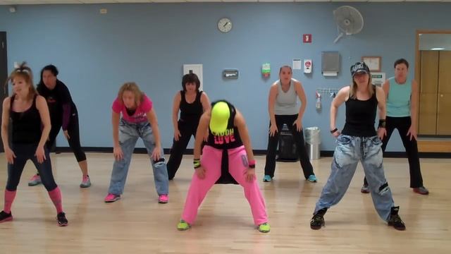 "Feel this moment" by Pitbull ft. Christina Aguilera *WARM-UP for Dance Fitness* смотреть онлайн