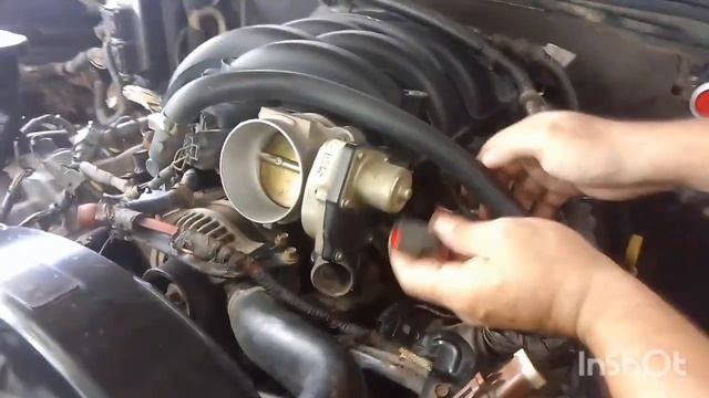 Ford Explorer mantenimiento cuerpo aceleración y reemplazar termostato .? смотреть онлайн